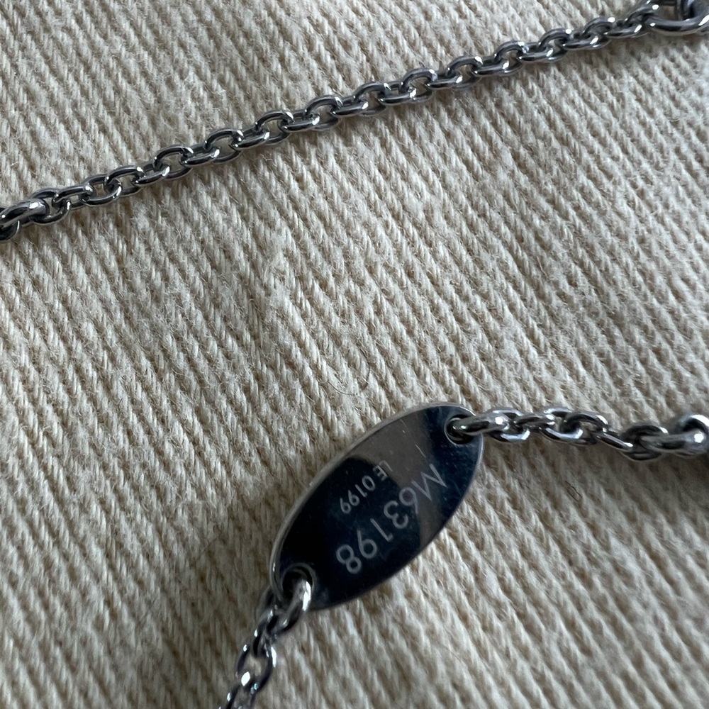 Louis Vuitton Silver V Chain Bracelet - Picture 7 of 12